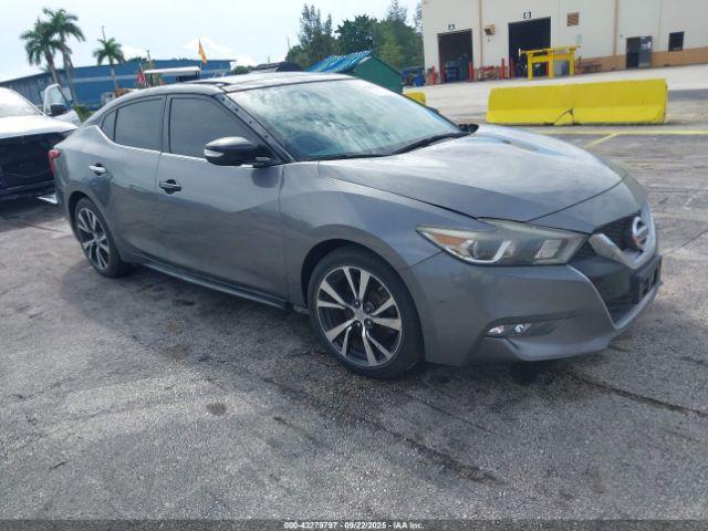  Salvage Nissan Maxima