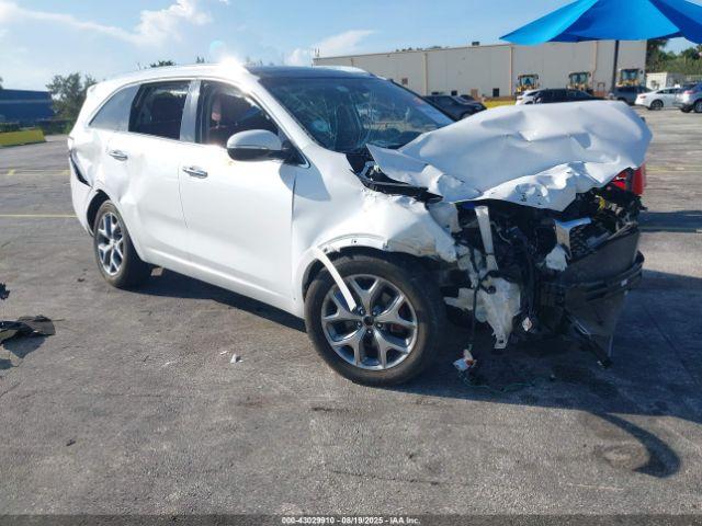  Salvage Kia Sorento