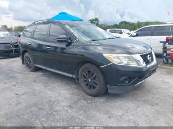  Salvage Nissan Pathfinder