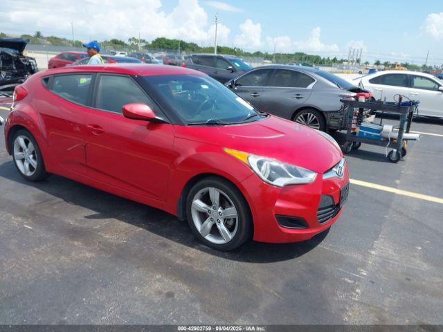  Salvage Hyundai VELOSTER