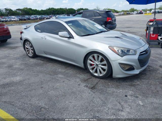  Salvage Hyundai Genesis