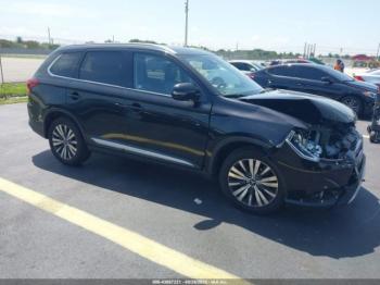  Salvage Mitsubishi Outlander