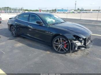  Salvage Maserati Quattroporte