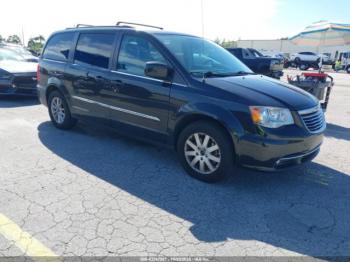  Salvage Chrysler Town & Country