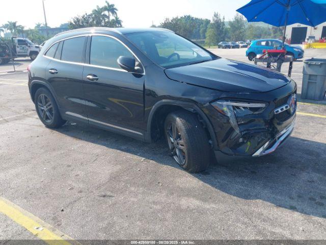  Salvage Mercedes-Benz GLA