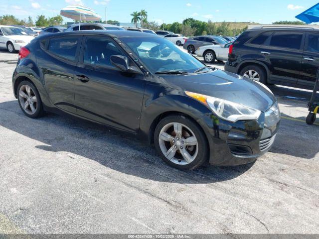  Salvage Hyundai VELOSTER