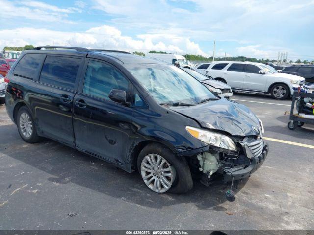  Salvage Toyota Sienna