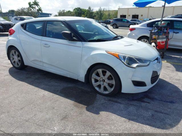  Salvage Hyundai VELOSTER
