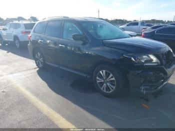  Salvage Nissan Pathfinder