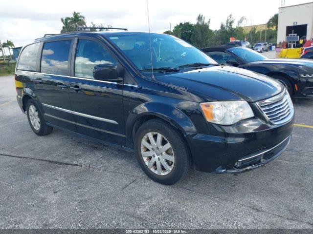  Salvage Chrysler Town & Country