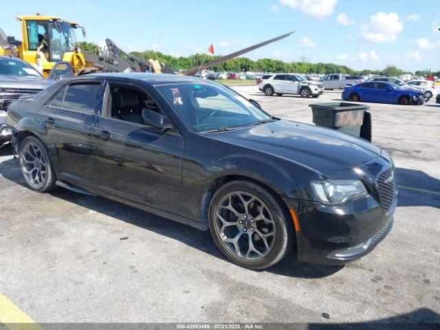  Salvage Chrysler 300