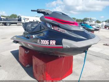  Salvage Yamaha Waverunner