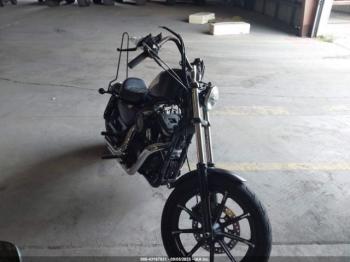  Salvage Harley-Davidson Xl883