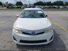 Toyota Camry Le Image 8