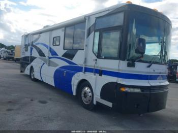  Salvage Freightliner Chassis