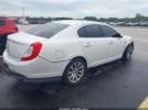 Lincoln MKS Image 15