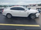 Lincoln MKS Image 9