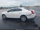 Lincoln MKS Image 10