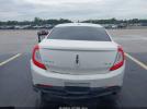 Lincoln MKS Image 12