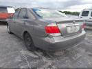 Toyota Camry Le Image 6