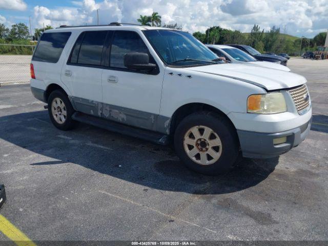  Salvage Ford Expedition
