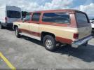 Chevrolet Suburban K2 Image 3