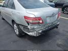 Toyota Camry Le Image 8