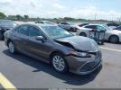 Toyota Camry Le Image 1