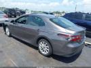 Toyota Camry Le Image 2