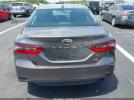Toyota Camry Le Image 16