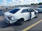 Toyota Camry Le Image 4