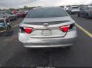 Toyota Camry Se Image 4