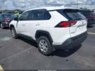 Toyota RAV4 Le Image 11