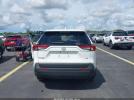Toyota RAV4 Le Image 9