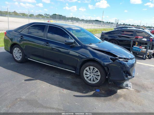  Salvage Toyota Camry
