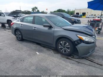  Salvage Nissan Altima