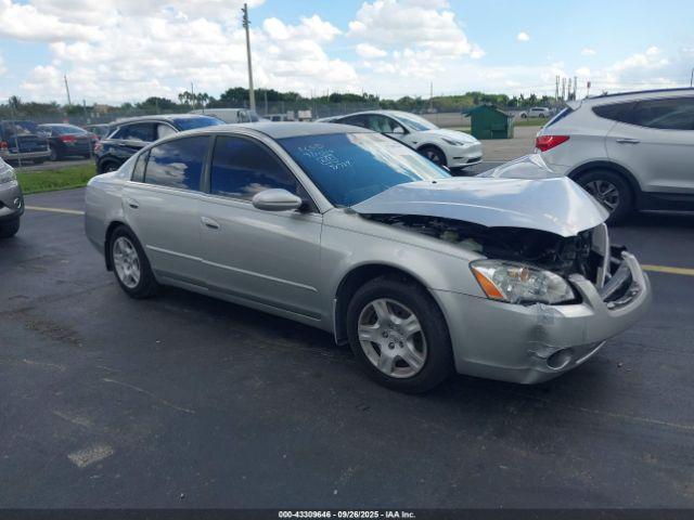  Salvage Nissan Altima