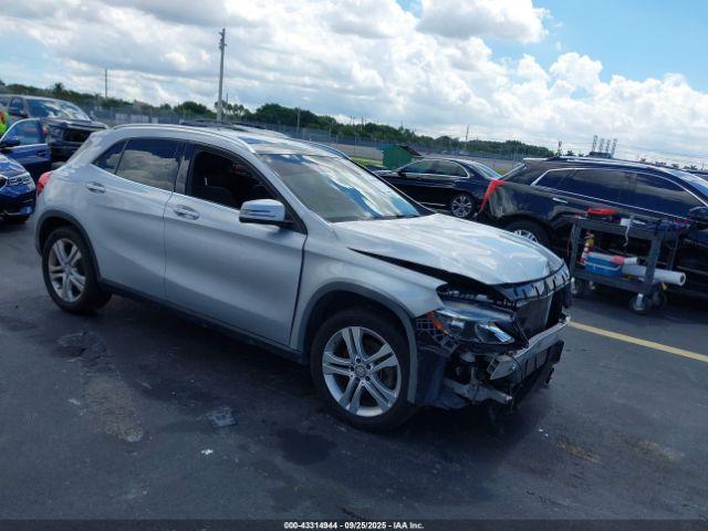  Salvage Mercedes-Benz GLA