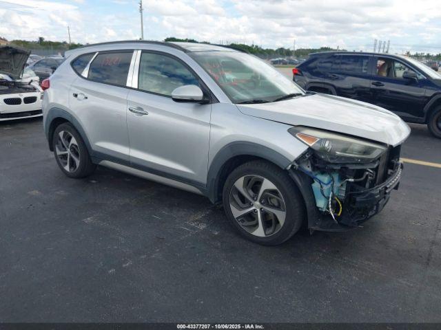  Salvage Hyundai TUCSON