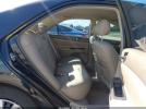 Toyota Camry Le Image 6