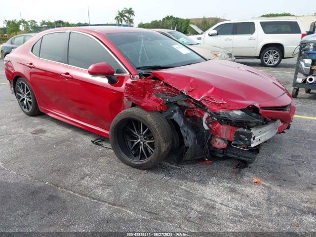  Salvage Toyota Camry