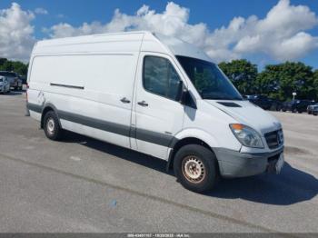  Salvage Mercedes-Benz Sprinter 2500