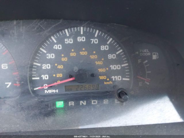 Toyota 4Runner Limited V6 Image 7