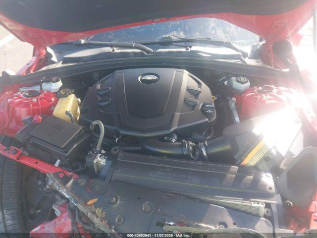 Chevrolet Camaro 1lt Image 8