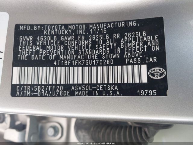 Toyota Camry Se Image 6