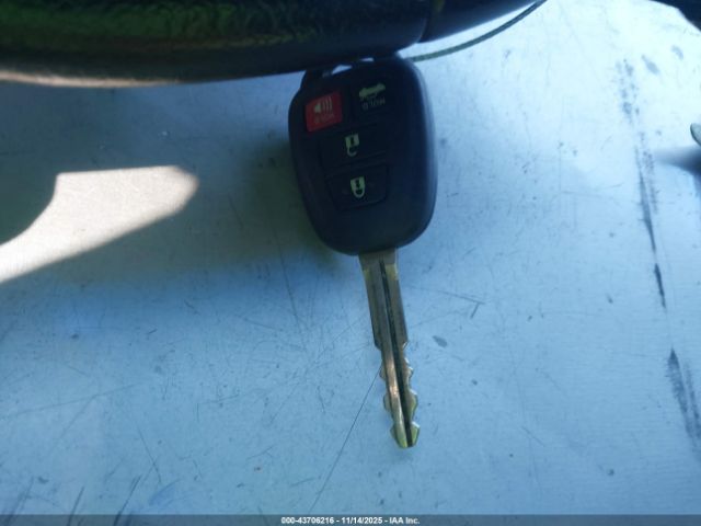 Toyota Camry Se Image 2