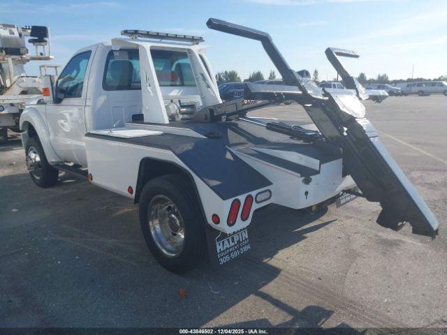 Ford F-550 Xl Image 5