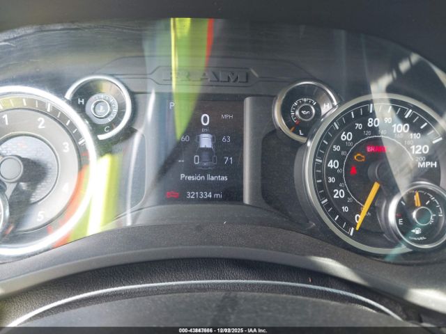 Ram 2500 Big Horn  4x4 6'4 Box Image 10