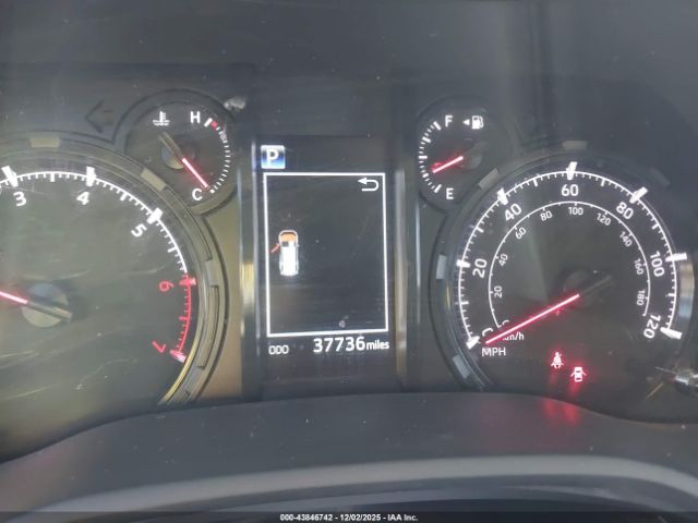 Toyota 4Runner Sr5 Image 5