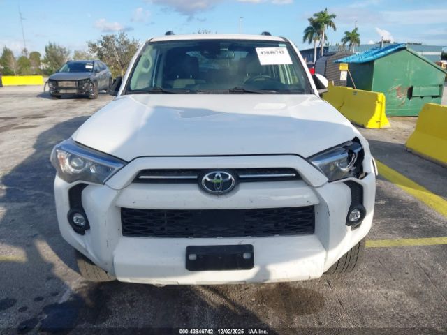 Toyota 4Runner Sr5 Image 13